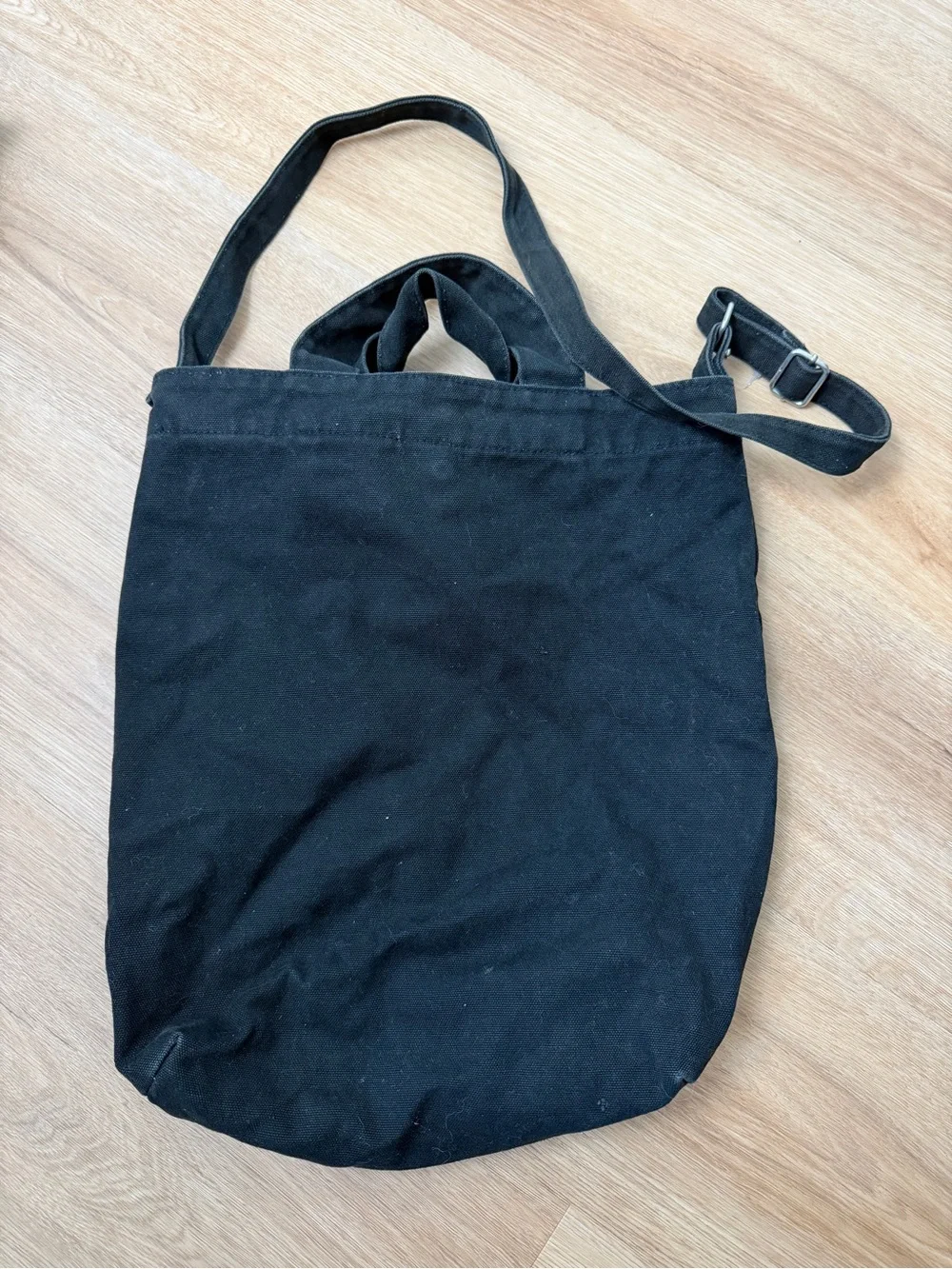 BAGGU simple black